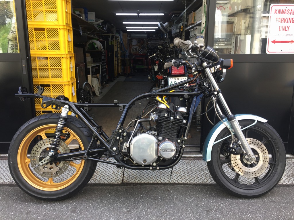 Z1R1 A.R様 レイダウン加工 | GREEN GARAGE