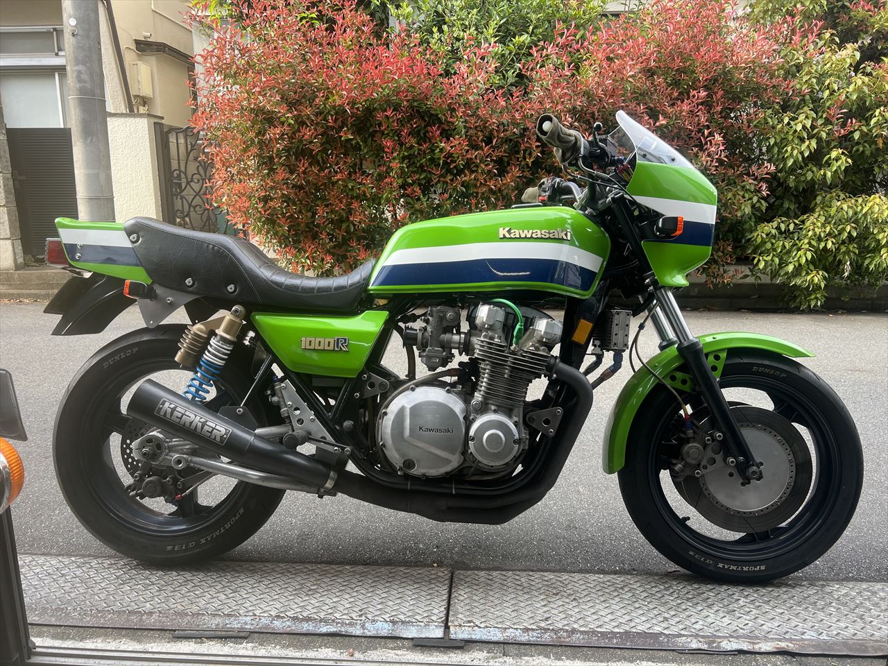 Z1000J2 S.K様 薄型ジェネレーターとS1ステム取り付け | GREEN GARAGE