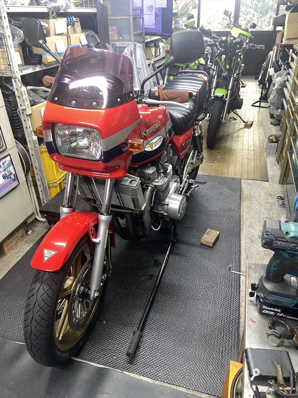 Z1100B2 F.T様 FCRからCRへ | GREEN GARAGE